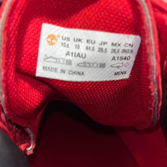 Limited edition red checkered board timberlands - Picture 14 of 14